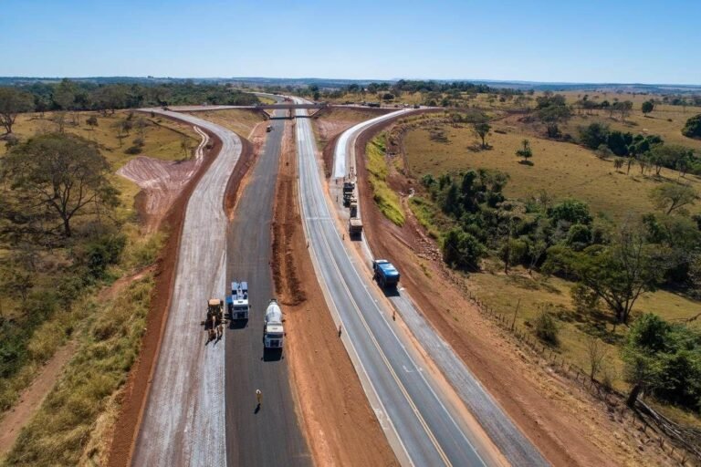 Obras na BR-050 vão causar interdições entre Uberlândia, Uberaba e Delta