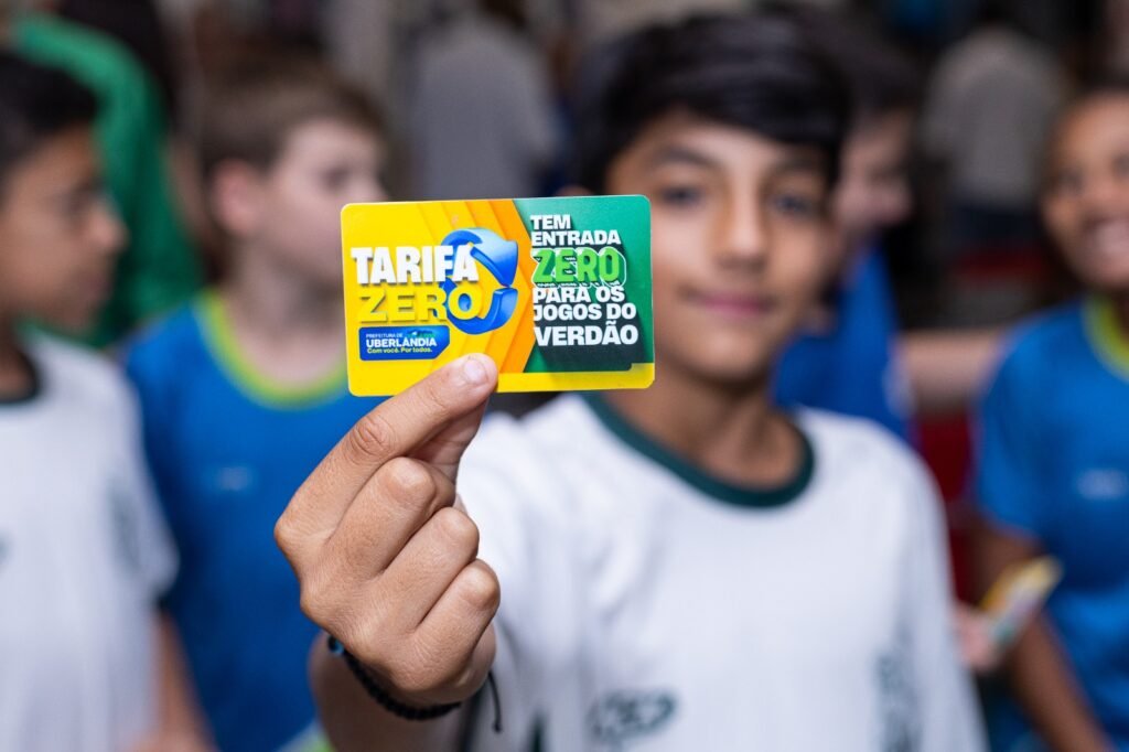 Parceria garante entrada gratuita a estudantes nos jogos do Uberlândia SAF