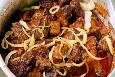 Costela na Panela de Pressão com Cebola