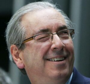 STF bloqueia R$ 6 milhões de Eduardo Cunha em investigação sobre emendas