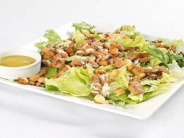 Salada Caesar com Frango