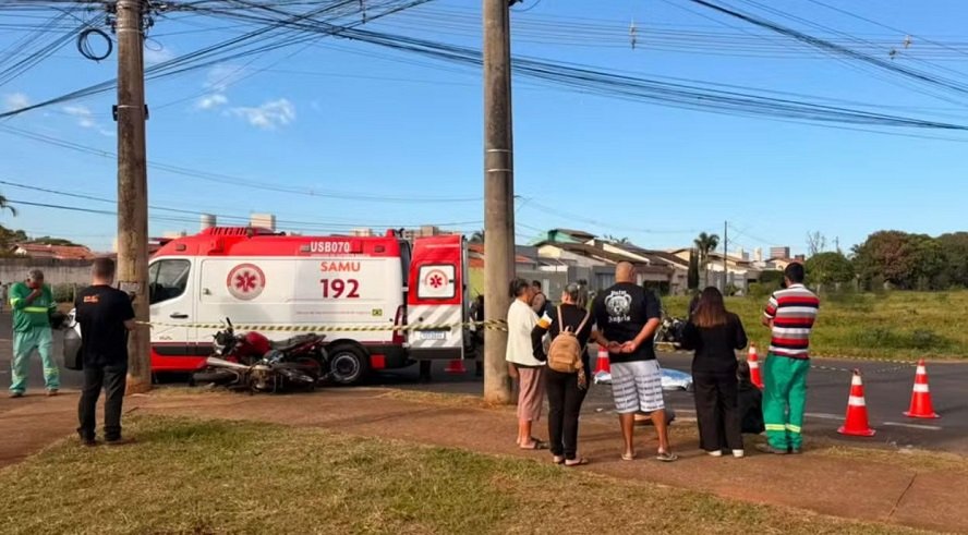 Motociclista morre após colisão entre duas motos em Uberlândia