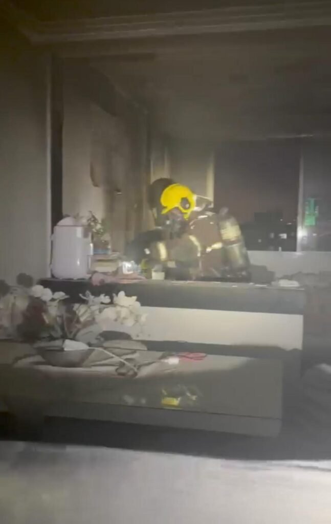 Incêndio em apartamento mobiliza Bombeiros no bairro Santa Mônica, em Uberlândia