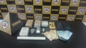 PM prende casal e apreende maconha em operação em Capinópolis