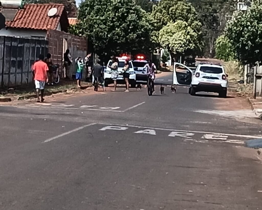 Mulher é morta a facadas dentro de casa e marido é preso em flagrante em Ituiutaba