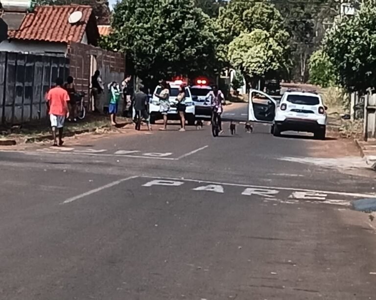 Mulher é morta a facadas dentro de casa e marido é preso em flagrante em Ituiutaba