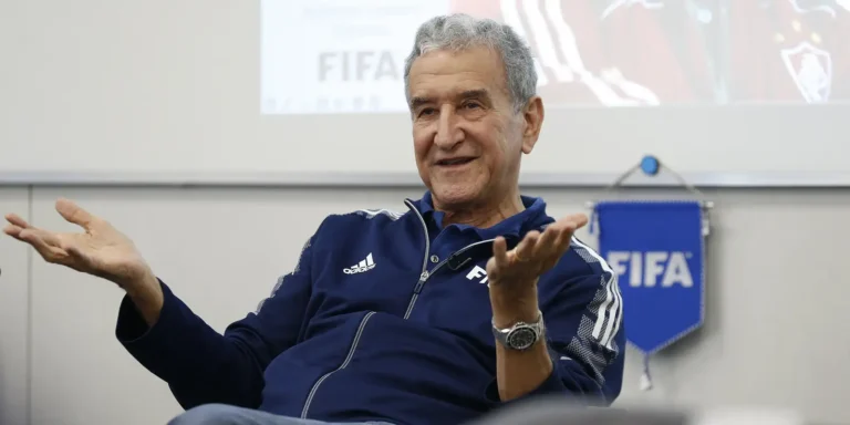 Parreira melhora e pode deixar UTI até o fim de semana