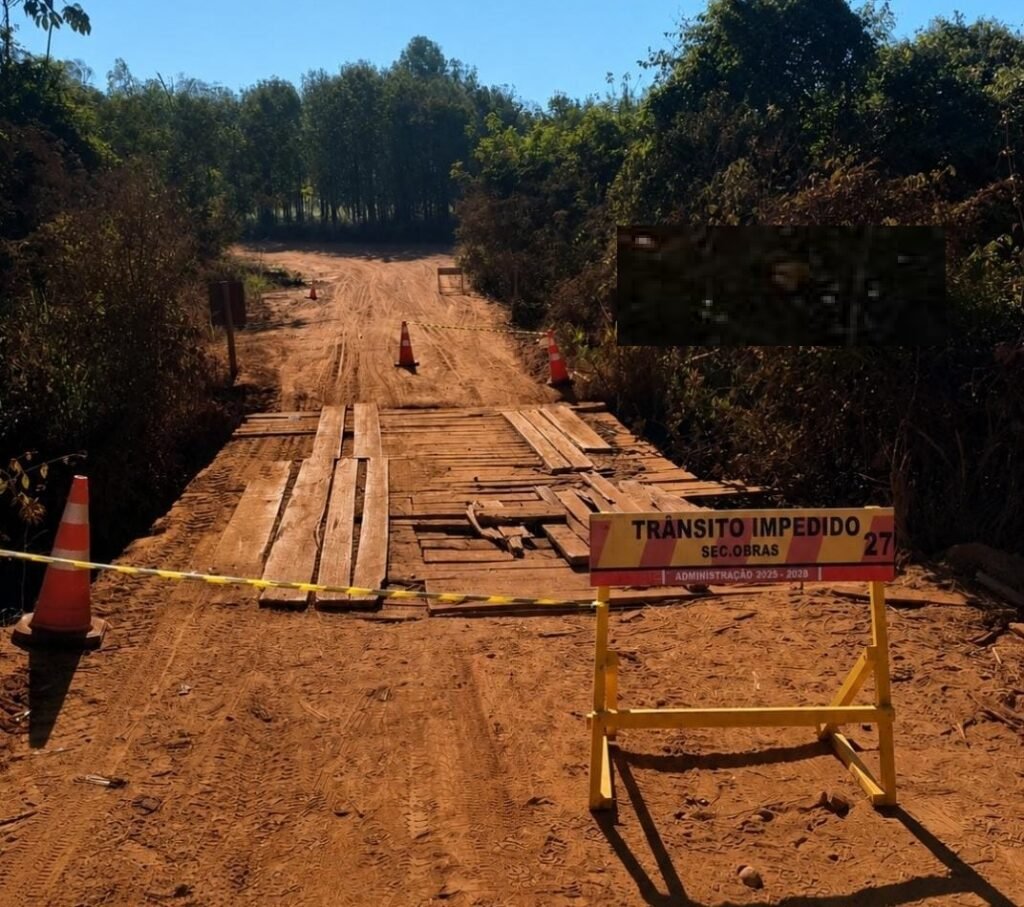 Defesa Civil interdita ponte sobre o Córrego da Invernada em Santa Vitória