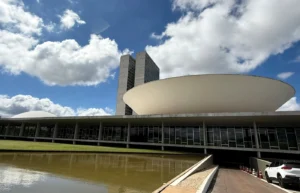 Congresso entra na última semana antes do recesso com sessões esvaziadas