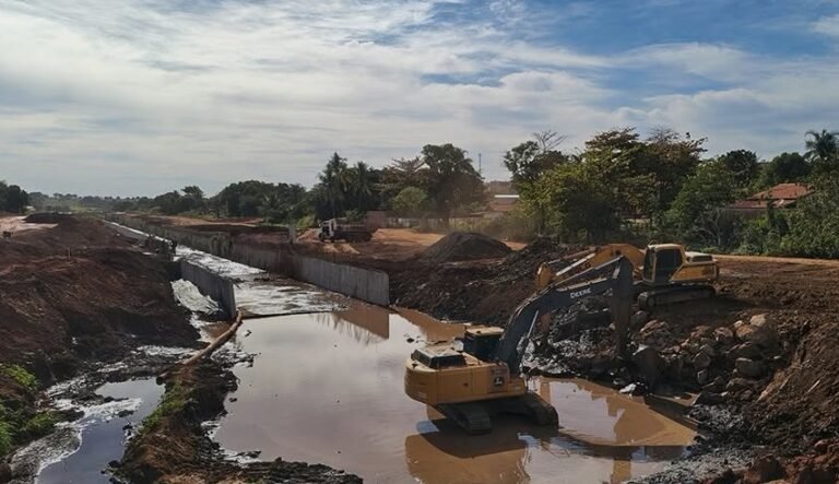 Canalização do Córrego Santa Vitória retoma segunda etapa