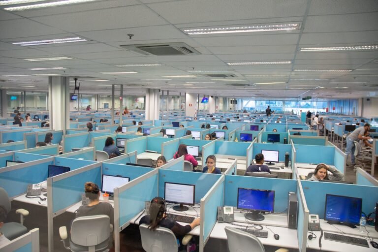 Empresa abre 740 vagas em Uberlândia com seleção online