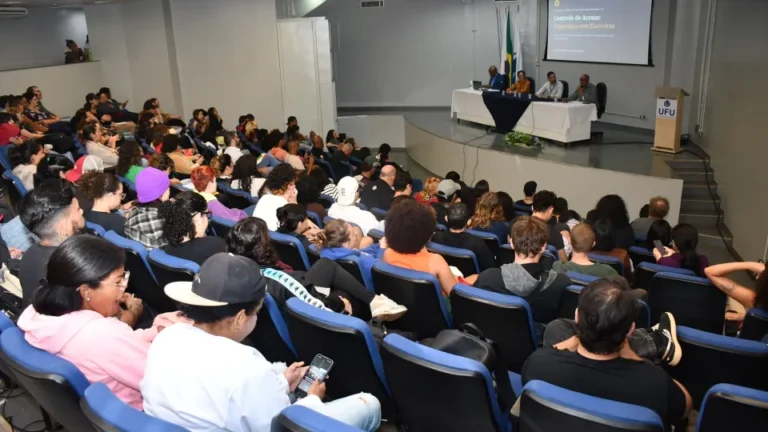UFU recebe mais de 1,6 mil aprovados no semestre 2026/2