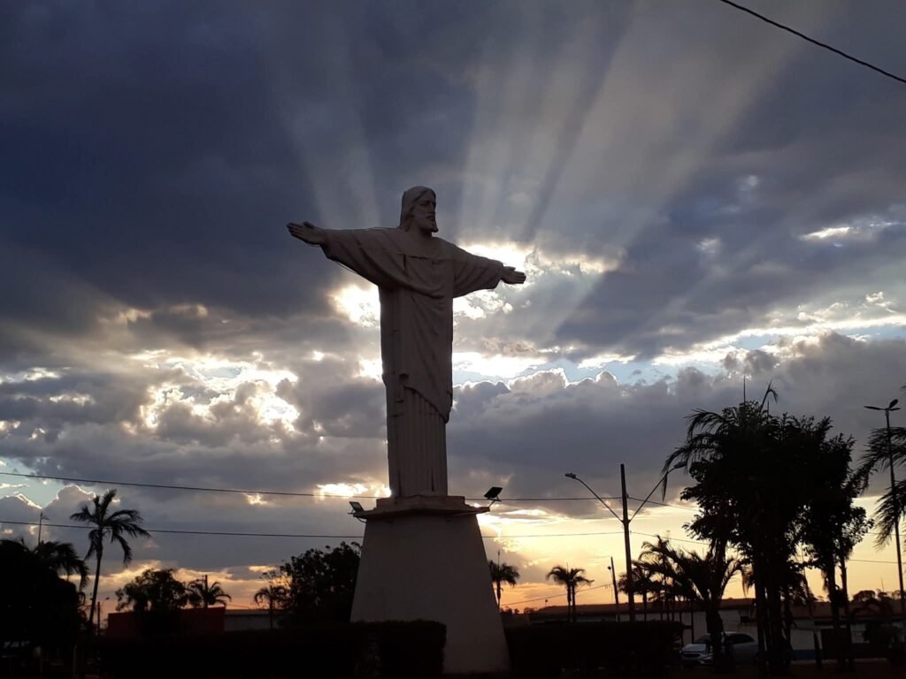 Santa Vitória terá terça-feira de sol e umidade baixa