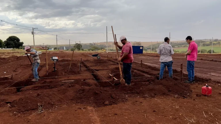 Capinópolis inicia obras de 45 casas populares no Vale dos Sonhos II