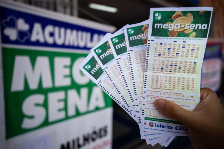 Mega-Sena acumula e prêmio vai a R$ 38 milhões