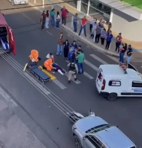 Motociclista fica ferida após colisão com caminhonete em Iturama