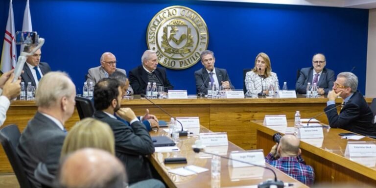 Praça Cívica recebe Feira de Produtores em Uberlândia
