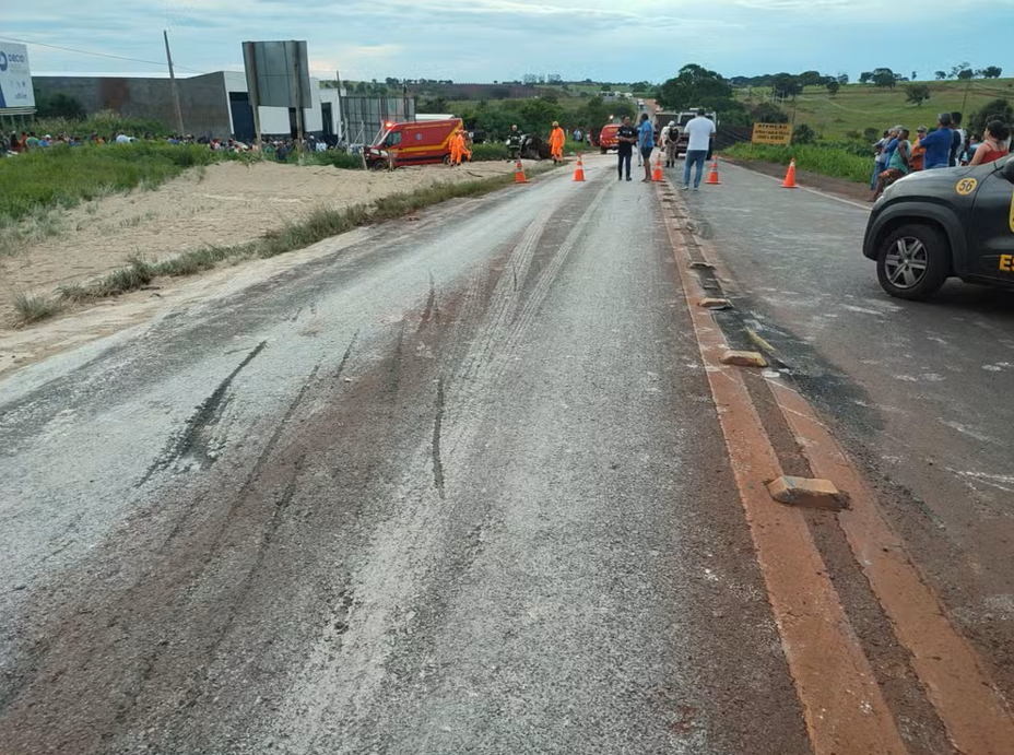 MPF investiga empresa por acidente com mortes na MGC-497 em Iturama