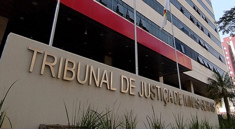 Aposentados de Ituiutaba acionam Justiça contra descontos em benefícios