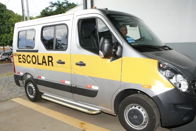 Motorista do transporte escolar é multado em Uberlândia