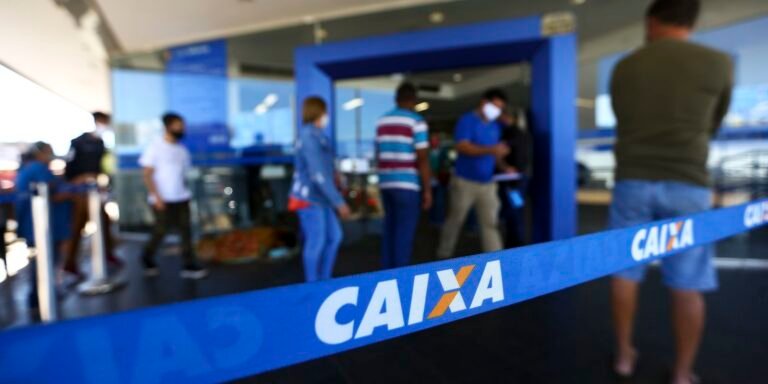 Bolsa Família paga beneficiários com NIS final 8 nesta segunda