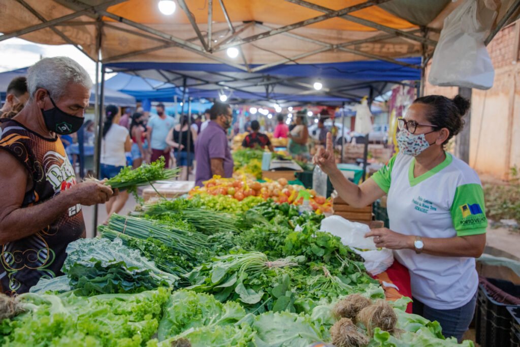 Feira de Produtores movimenta Praça Cívica em Uberlândia