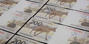 CVM multa Vorcaro e Banco Master por fraude em fundo imobiliário