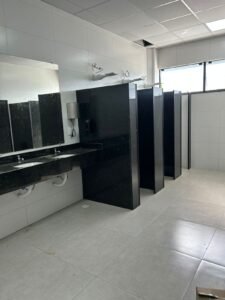 Parque do Sabiá conclui troca de pisos em banheiros