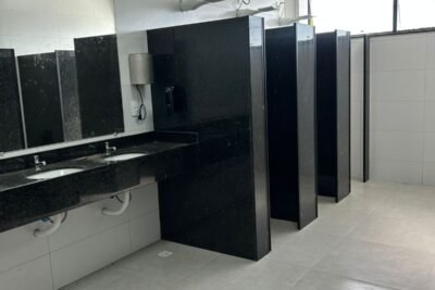 Parque do Sabiá conclui troca de pisos em banheiros