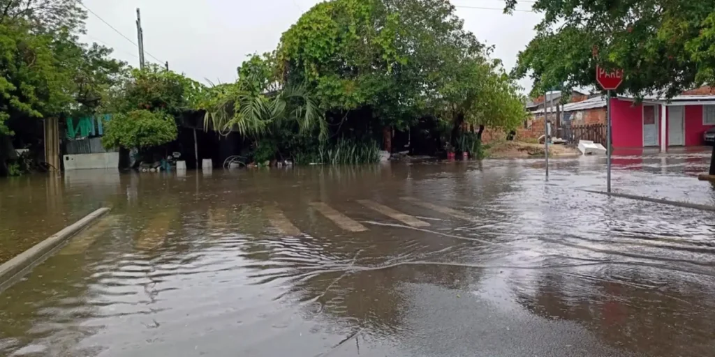 Inmet emite alerta de tempestade para Minas Gerais e outros estados