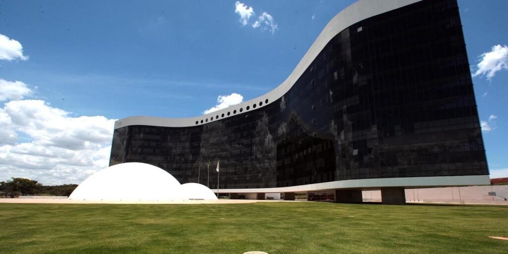 TSE informa que 90% das urnas já estão prontas para as eleições