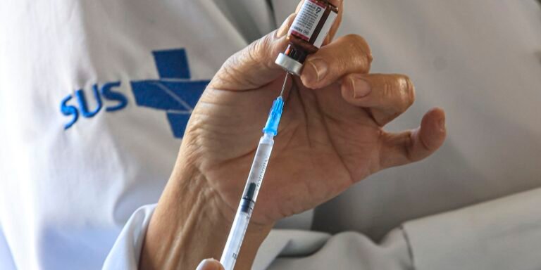 Anvisa amplia indicação de vacina contra meningite para bebês