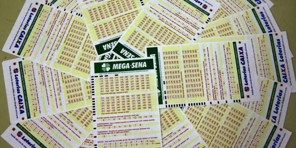 Mega-Sena acumula e próximo prêmio chega a R$ 75 milhões
