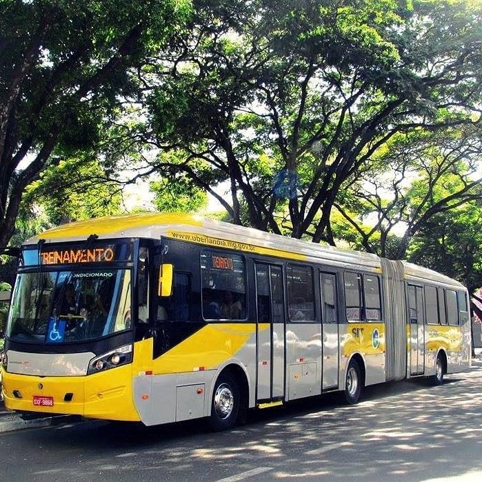 Transporte público de Uberlândia recebe cinco novos ônibus