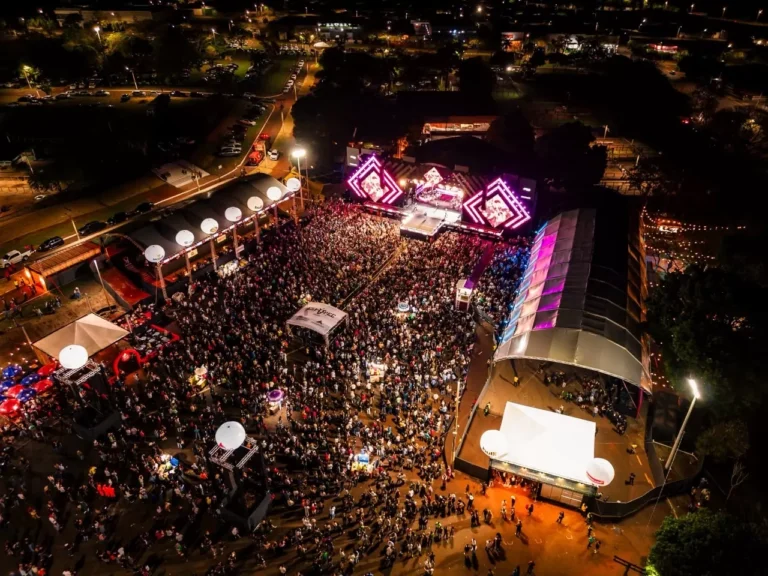 Expopec 2026 movimenta Ituiutaba com shows, rodeio e atrações gratuitas até sábado