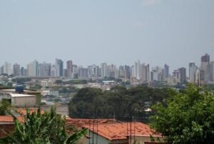Uberlândia abre seleção com salários de até R$ 4,4 mil