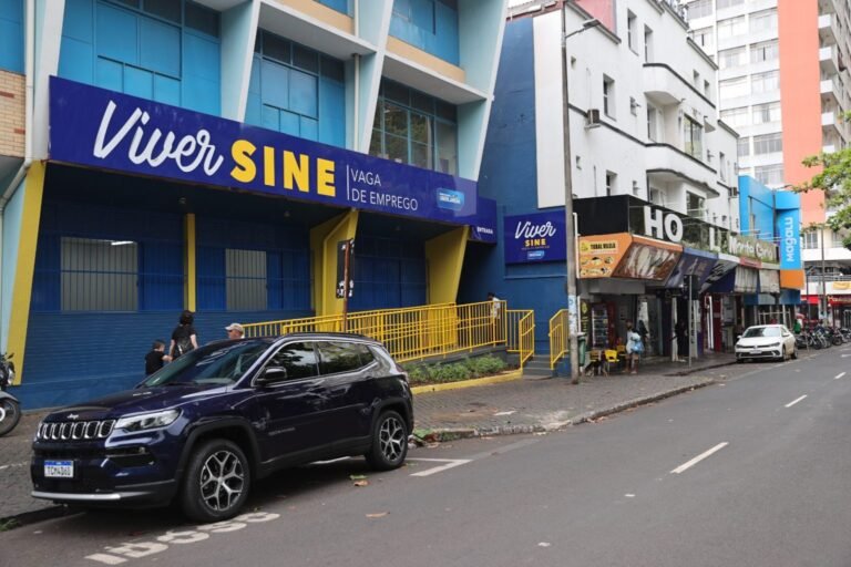 Sine Uberlândia reúne vagas com salários de até R$ 4 mil
