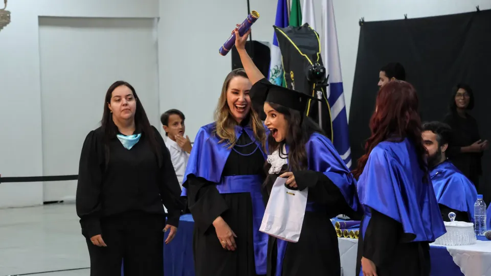 UFU divulga datas das colações de grau com cerimônia em Ituiutaba